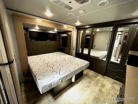 2024 Grand Design MOMENTUM 397THS RV Photo 2