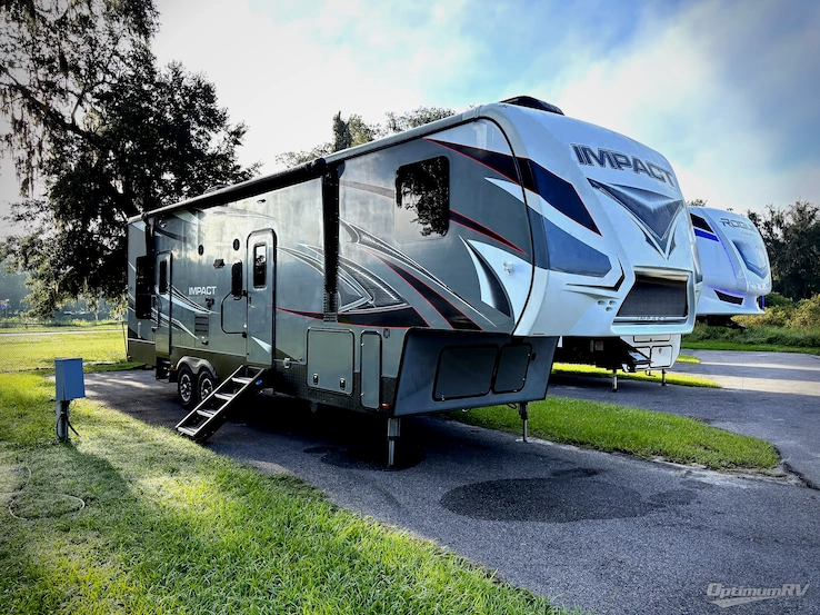 2017 Keystone Fuzion Impact Edition 311 RV Photo 1