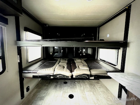 2022 Grand Design Momentum G-Class 23G RV Photo 2