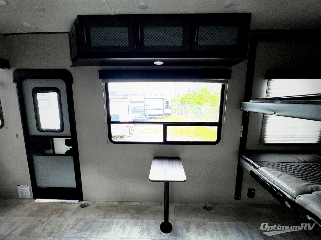 2022 Grand Design Momentum G-Class 23G Photo 7