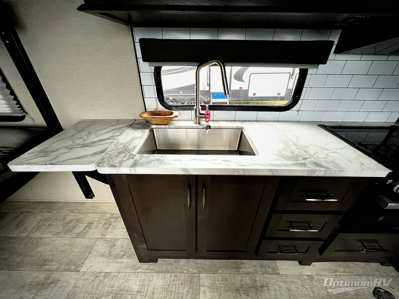 2022 Grand Design Momentum G-Class 23G Photo 10