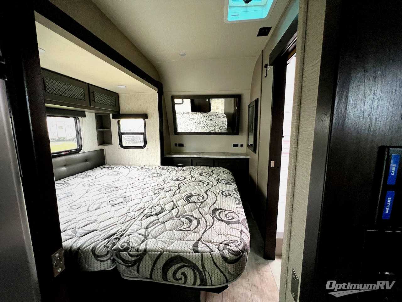 2022 Grand Design Momentum G-Class 23G Photo 14