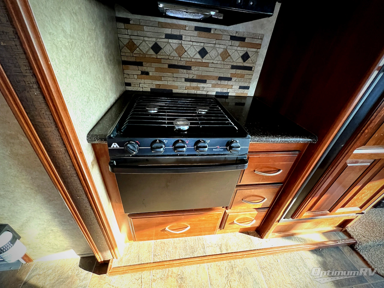 2013 Prime Time Crusader 295RST Photo 12