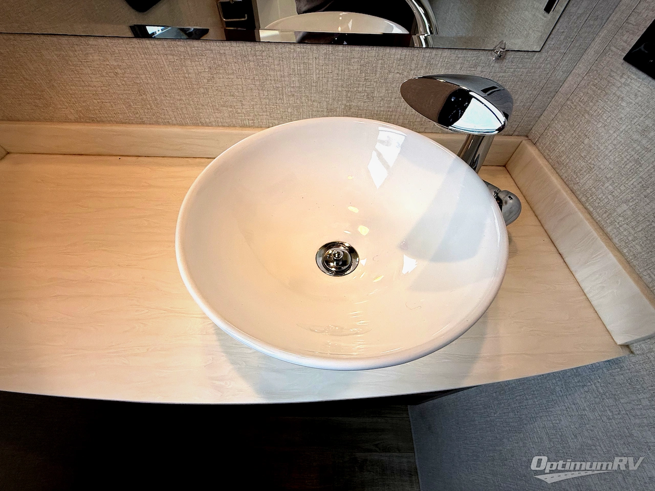 2019 Tiffin Wayfarer 25 RW Photo 14