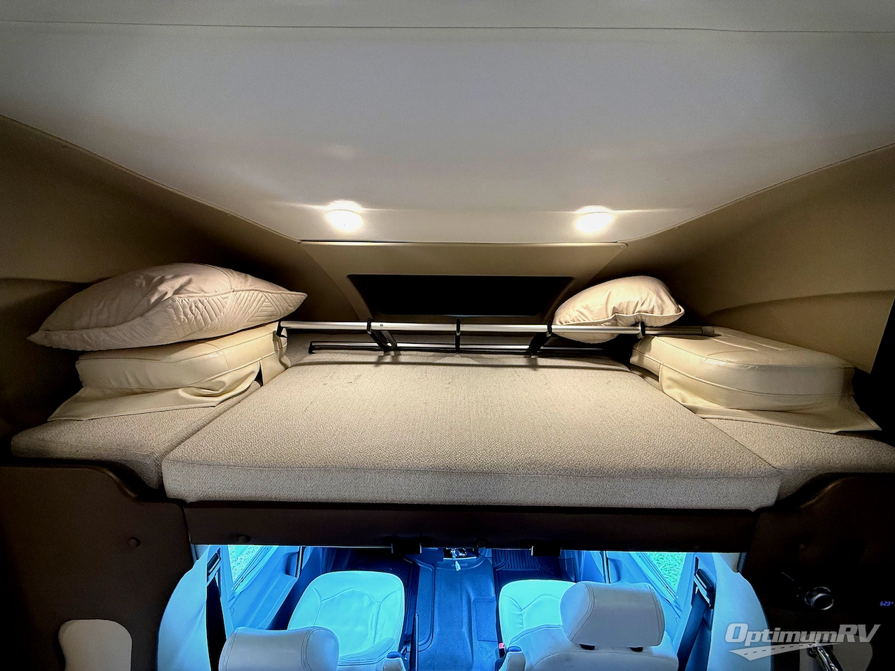 2019 Tiffin Wayfarer 25 RW Photo 16