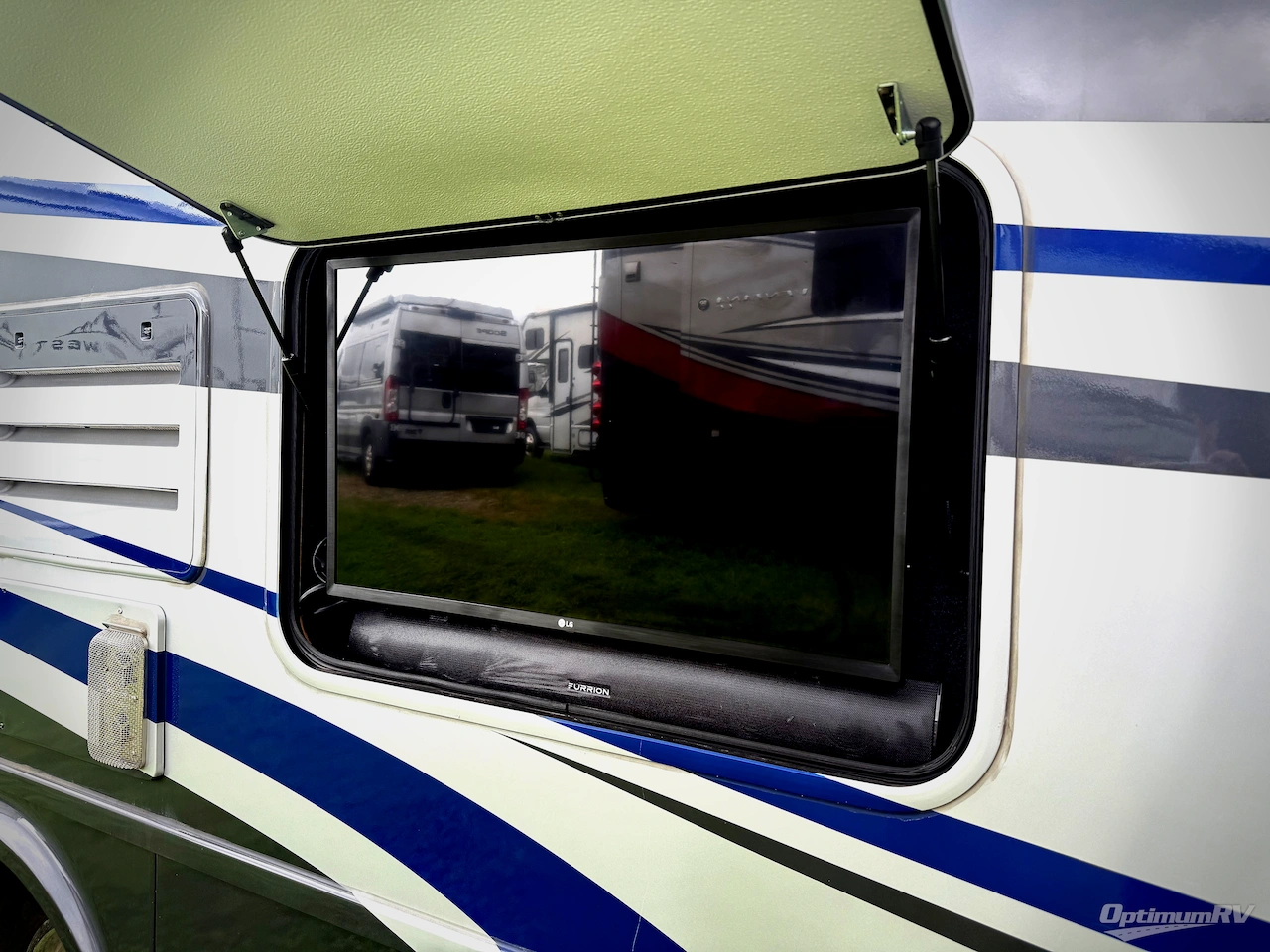 2019 Tiffin Wayfarer 25 RW Photo 18