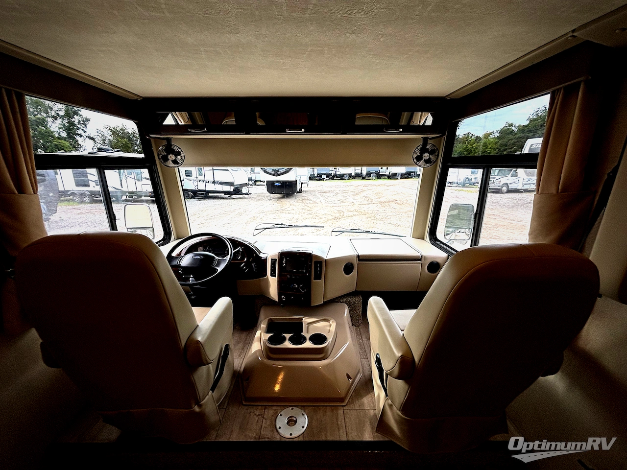 2019 Thor Freedom Traveler A27 Photo 6