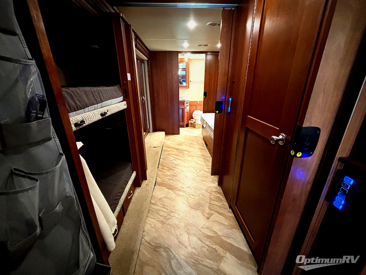 2016 Holiday Rambler Vacationer 37BH Photo 14