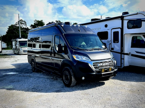 Used 2024 Thor Motor Coach Tellaro 20L Featured Photo