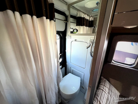 2024 Thor Tellaro 20L RV Photo 4