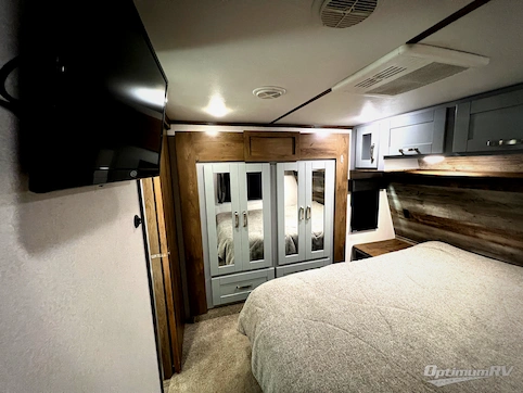 2020 Keystone Fuzion 373 RV Floorplan Photo