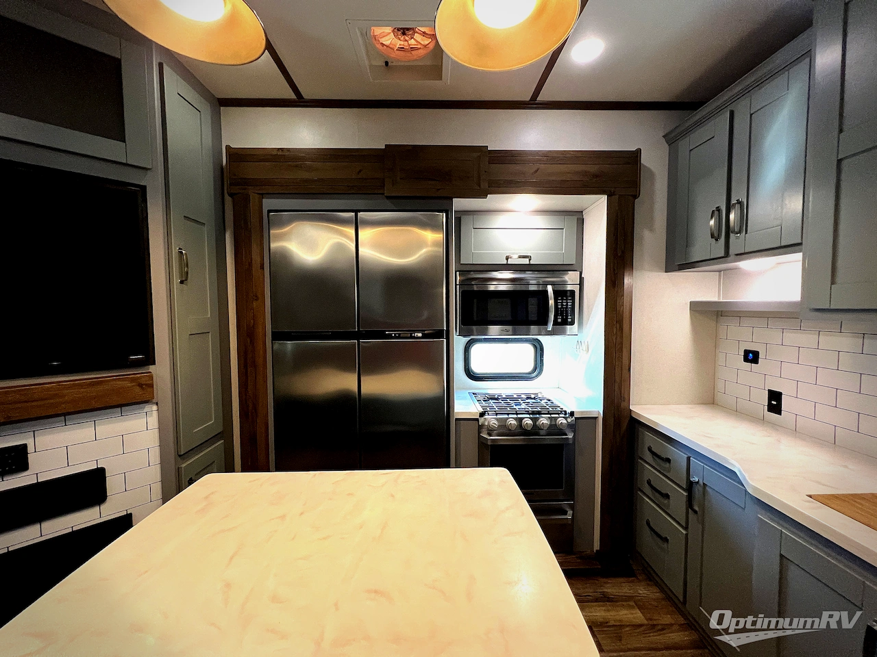 2020 Keystone Fuzion 373 Photo 11