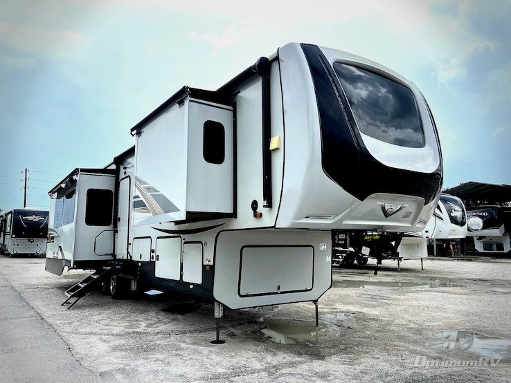 2021 Forest River Cedar Creek Champagne Edition 38EKS RV Photo 1