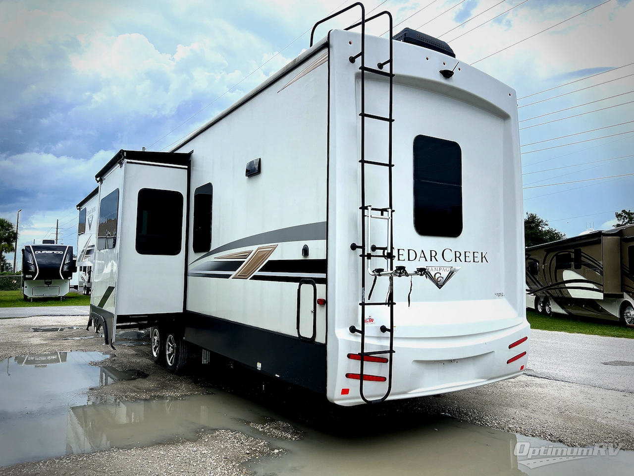 2021 Forest River Cedar Creek Champagne Edition 38EKS Photo 2