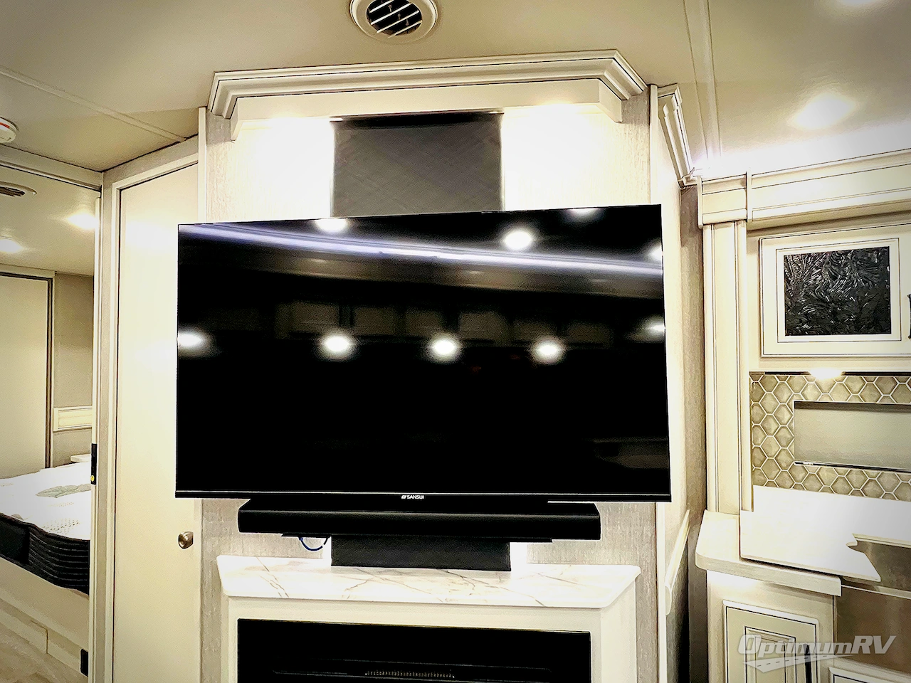 2023 Fleetwood Frontier 36SS Photo 17