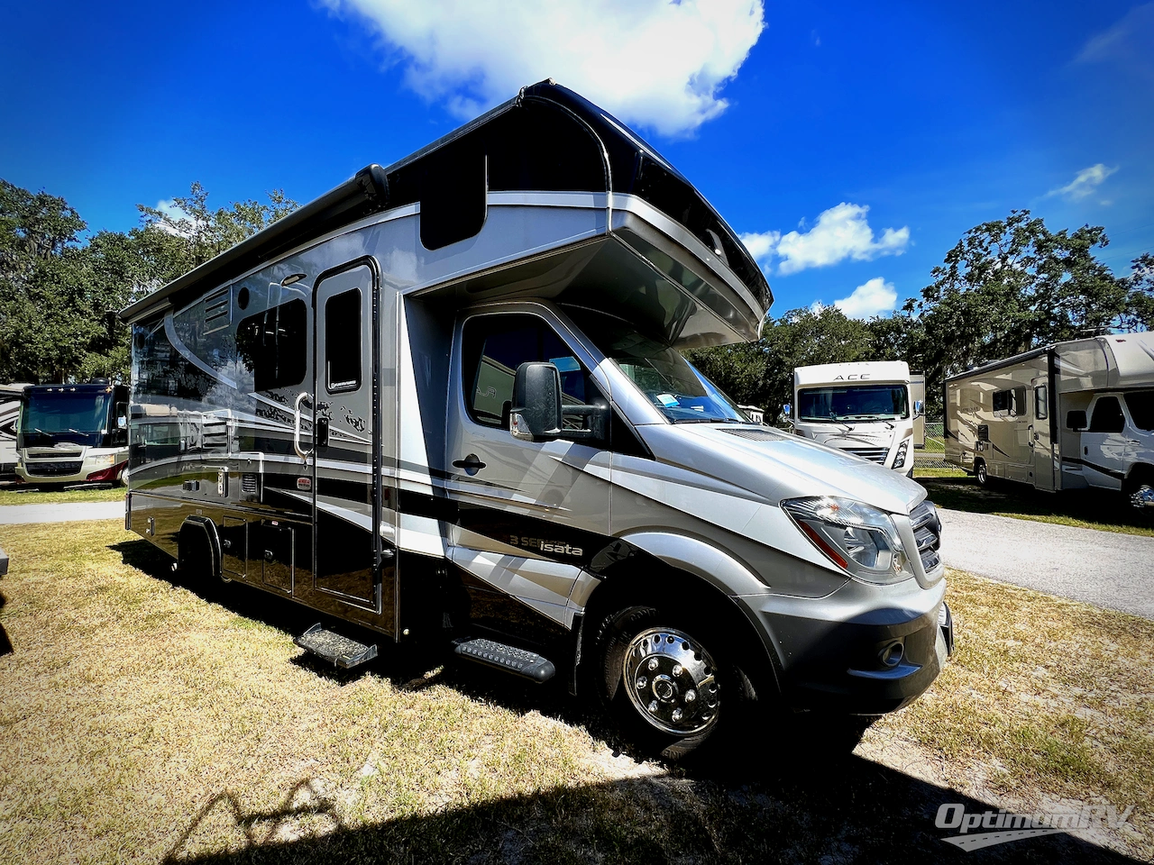 2020 Dynamax isata 3 24FW Photo 1