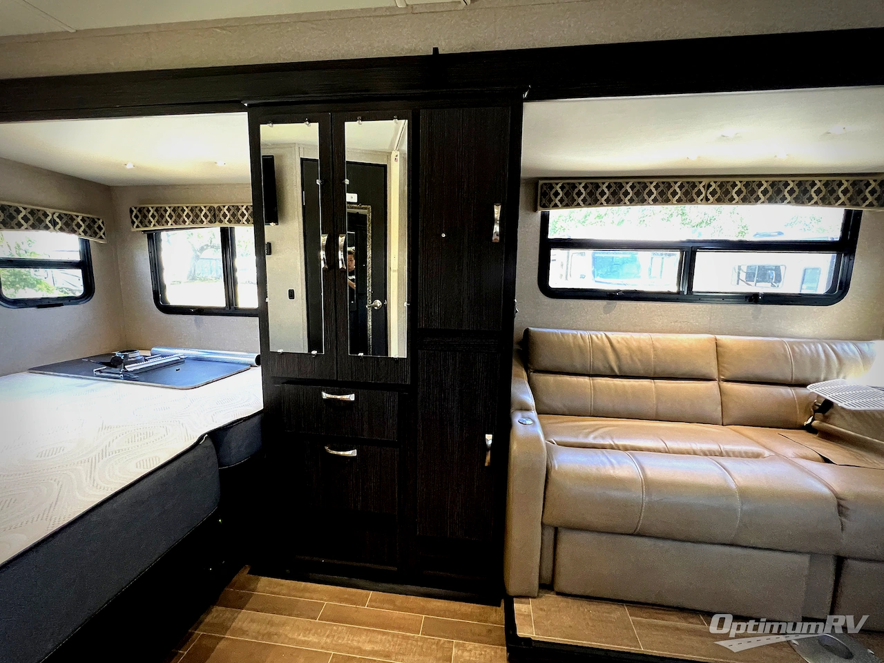 2020 Dynamax isata 3 24FW Photo 12