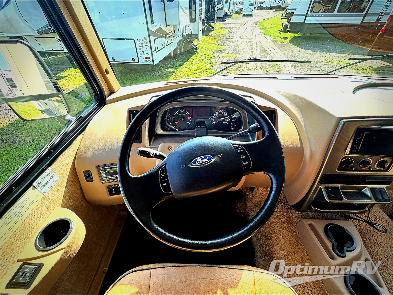 2016 Winnebago Vista 31KE Photo 7