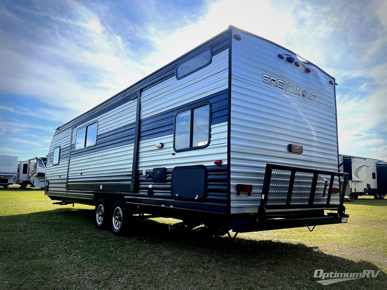 2022 Forest River Cherokee Grey Wolf 26BRB Photo 4