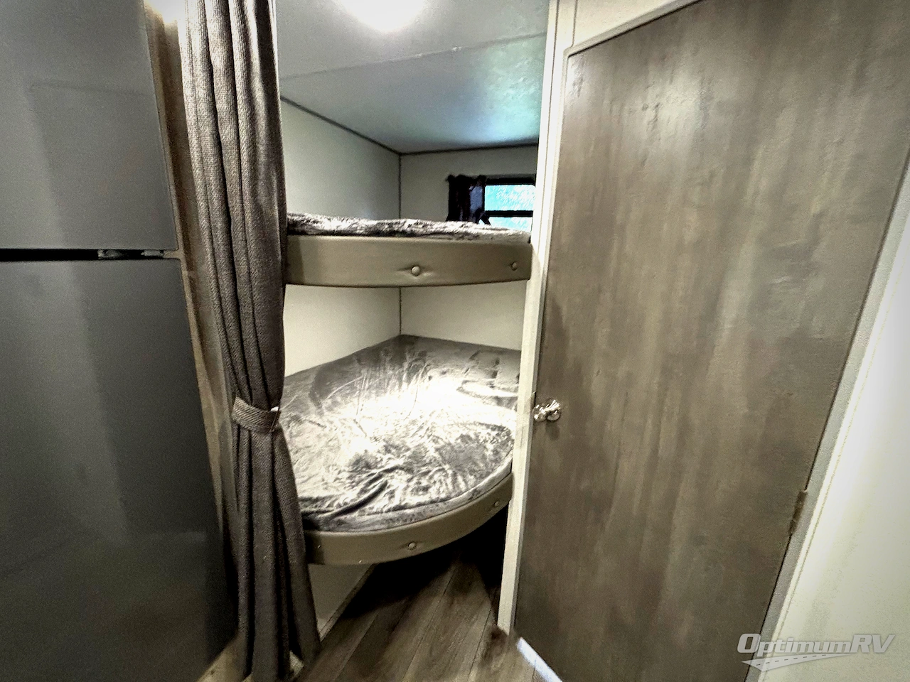 2026 Coachmen Catalina Summit Series 8 231BHS Photo 10