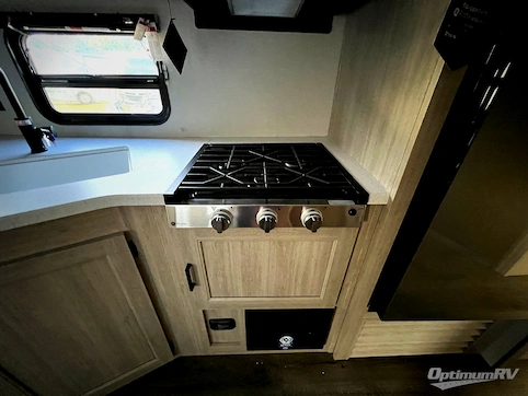 2026 Coachmen Catalina Summit Series 8 231BHS RV Photo 3