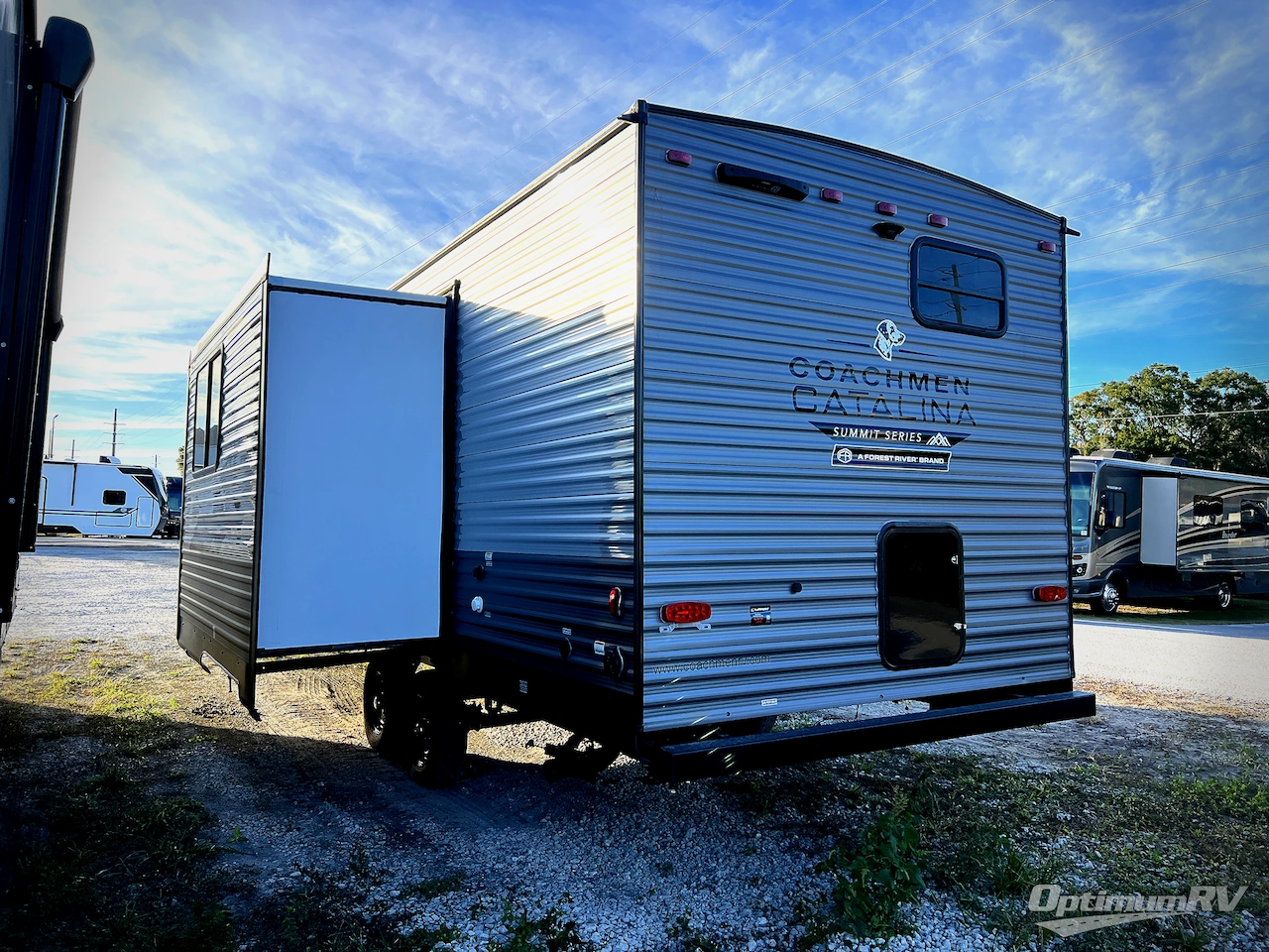 2026 Coachmen Catalina Summit Series 8 231BHS Photo 2