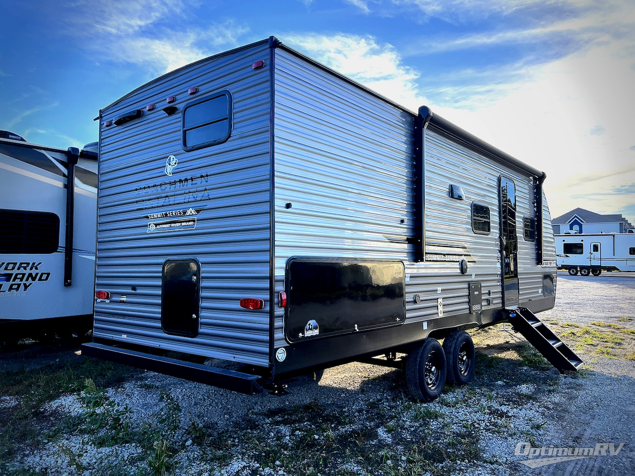 2026 Coachmen Catalina Summit Series 8 231BHS Photo 3