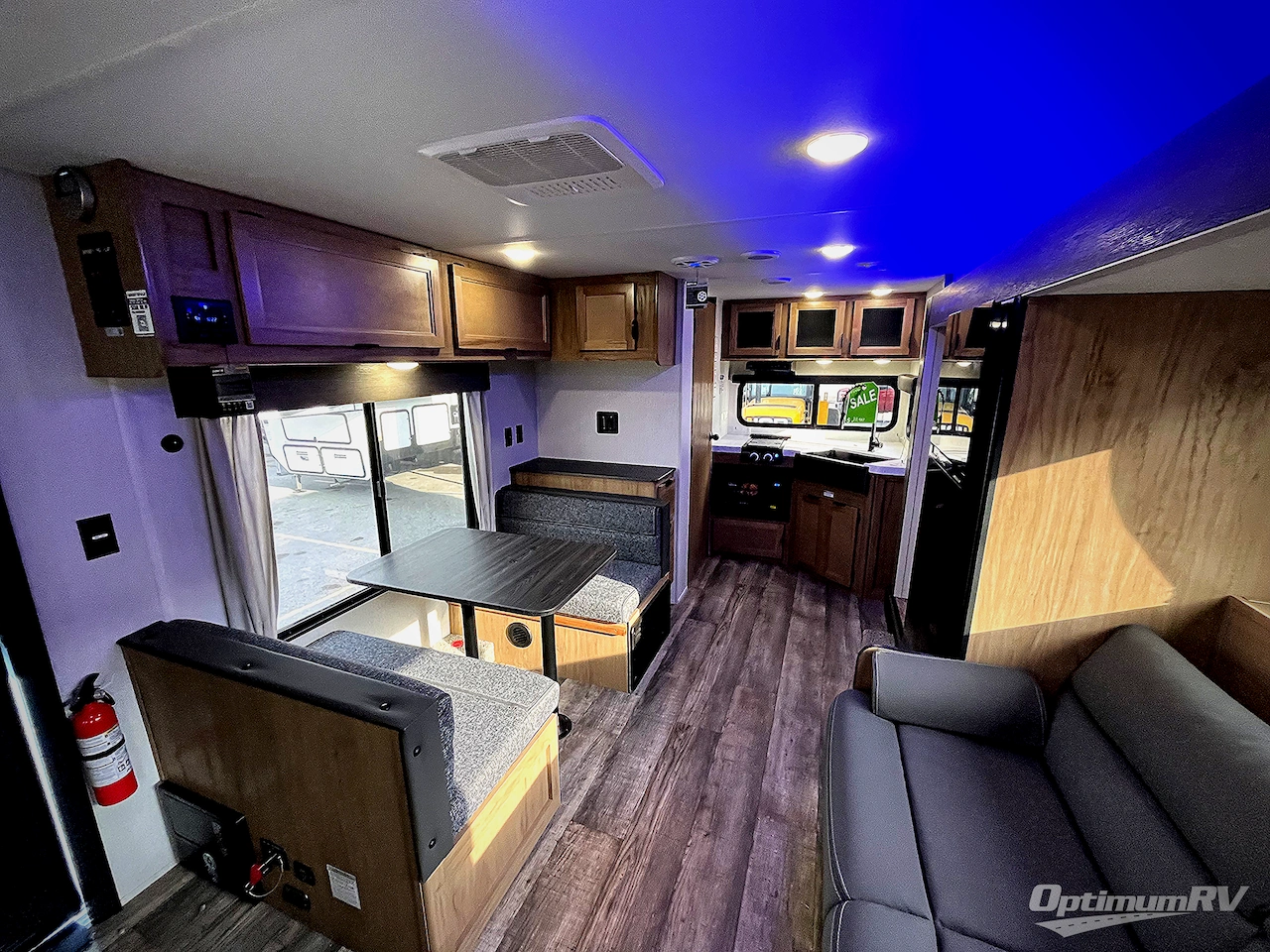 2024 Forest River Cherokee Grey Wolf 22CE Photo 5