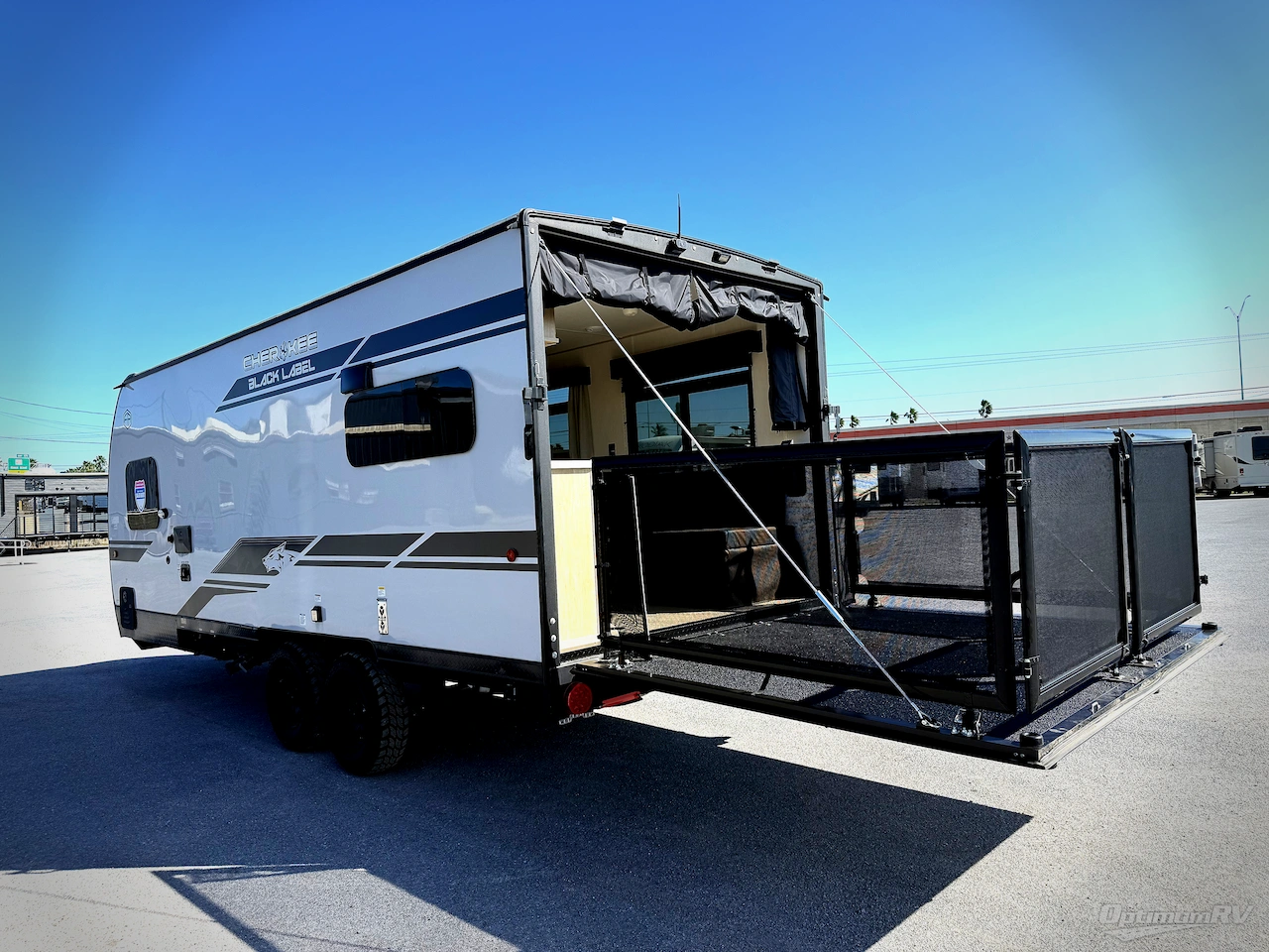 2026 Forest River Cherokee Grey Wolf Black label 18RRBL Photo 4