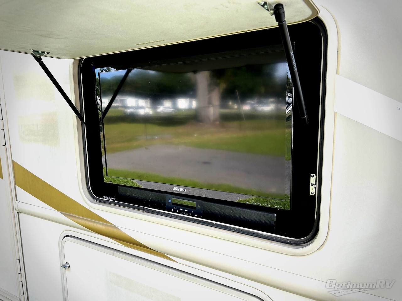 2019 Thor Freedom Traveler A30 Photo 19