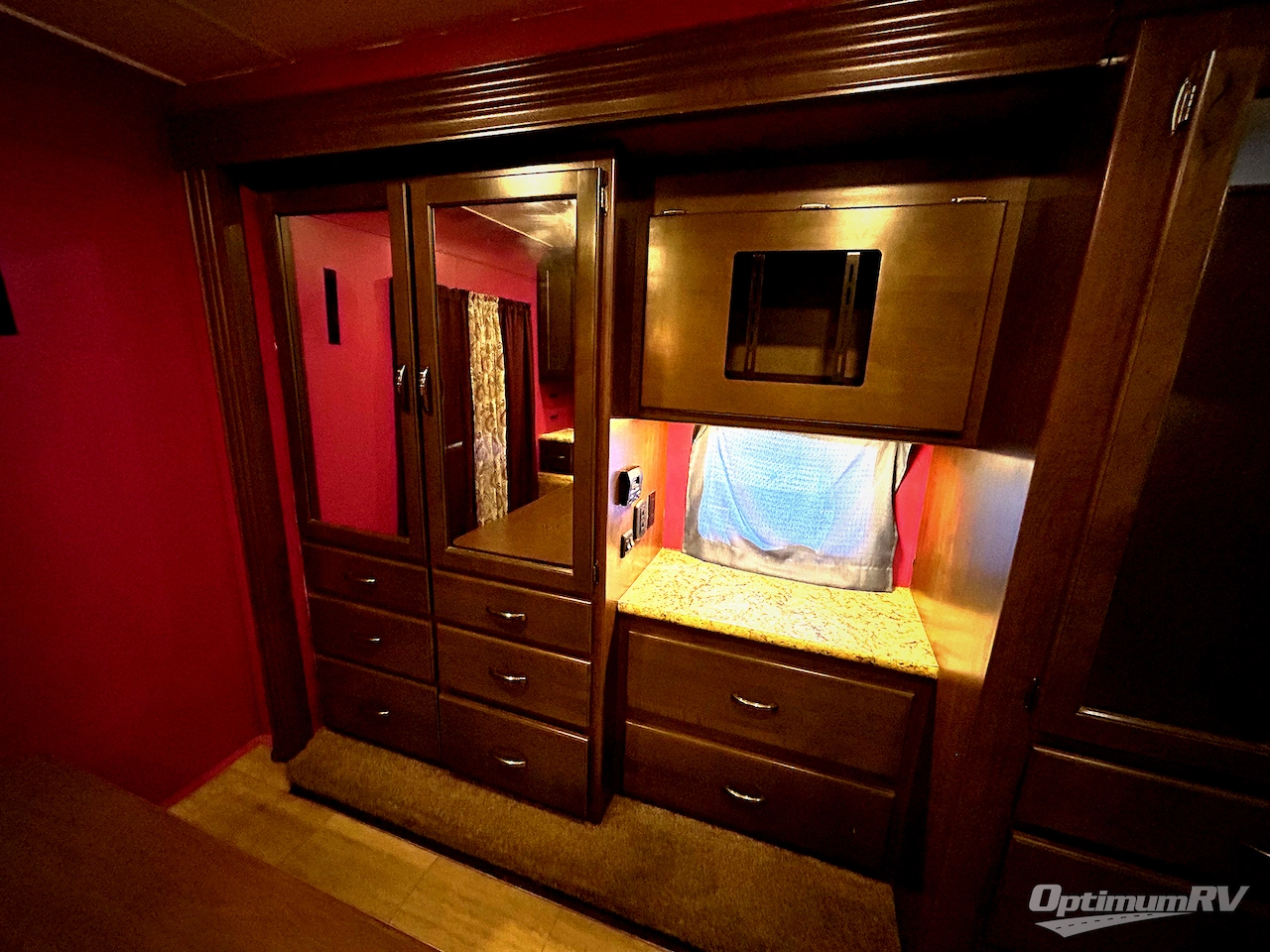 2019 Thor Freedom Traveler A30 Photo 18
