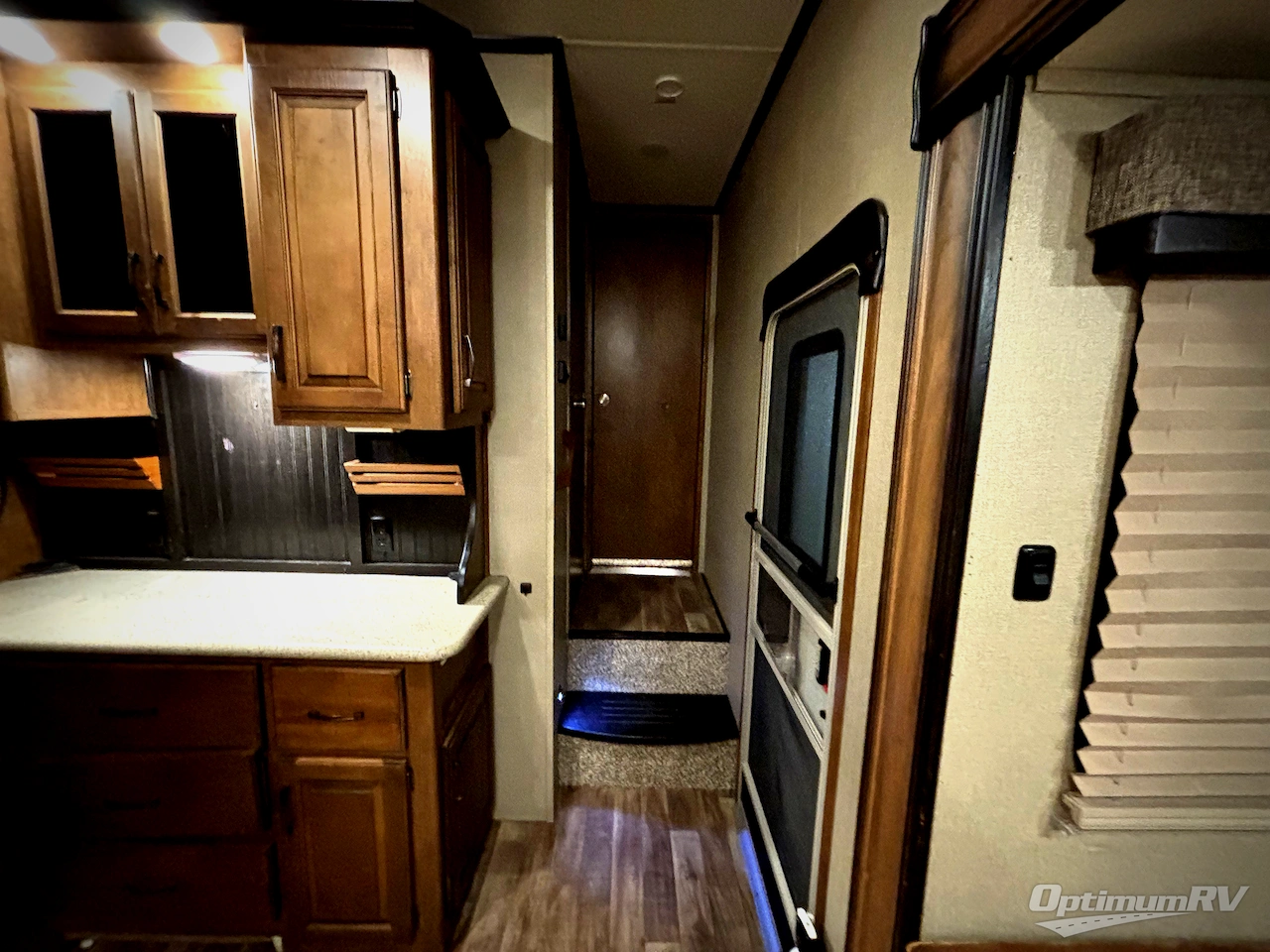 2016 Grand Design Reflection 303RLS Photo 7