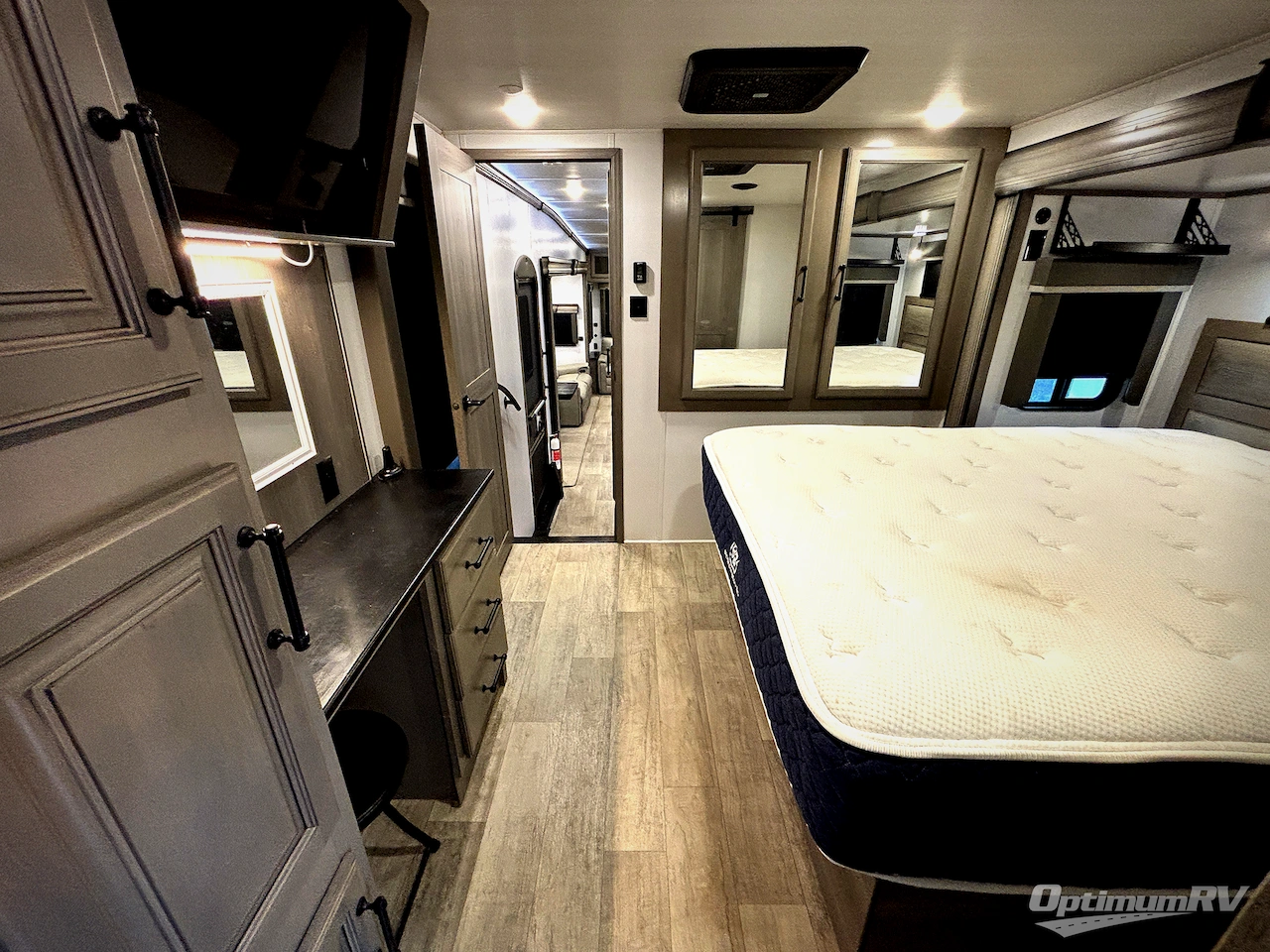 2022 Keystone Montana 3931FB Photo 11