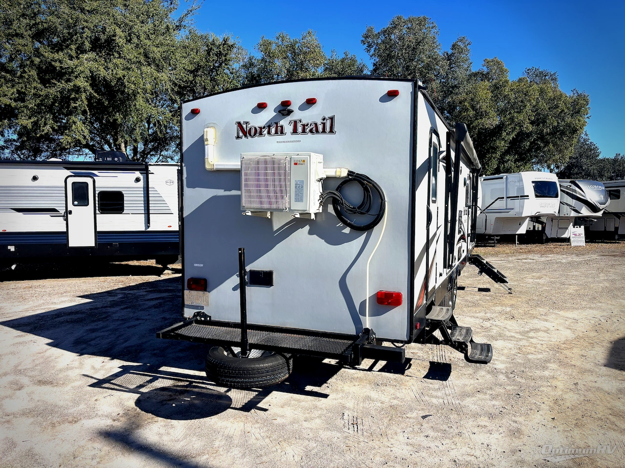 2018 Heartland North Trail 31BHDD King Photo 2