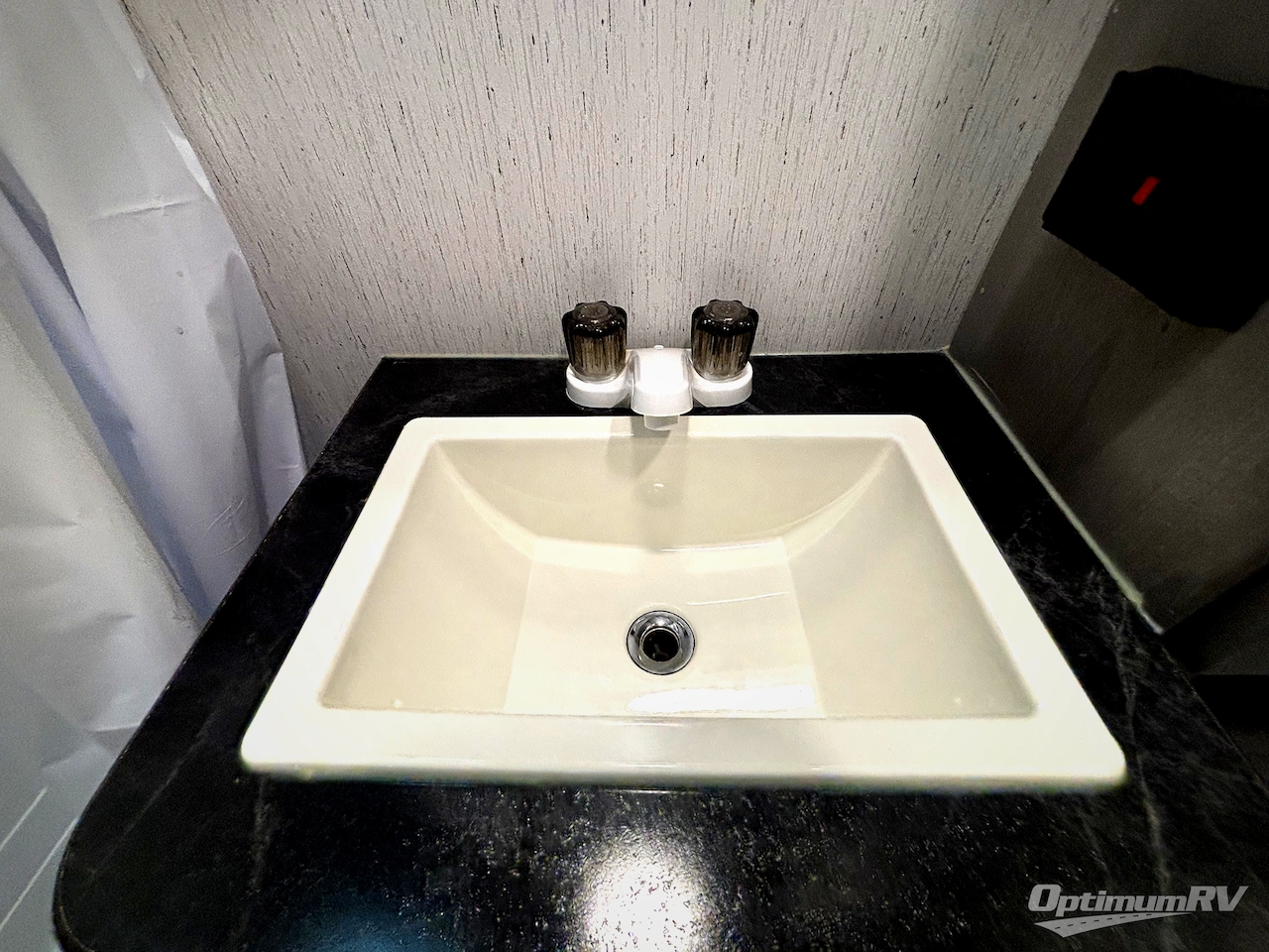 2022 Dutchmen Kodiak SE 28SBH Photo 13