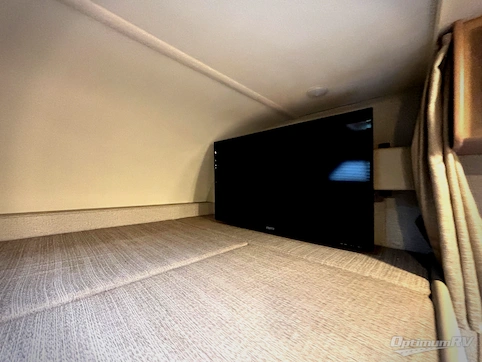 2020 Thor Daybreak 22GO RV Photo 3
