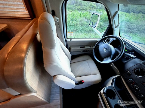 2020 Thor Daybreak 22GO RV Photo 2