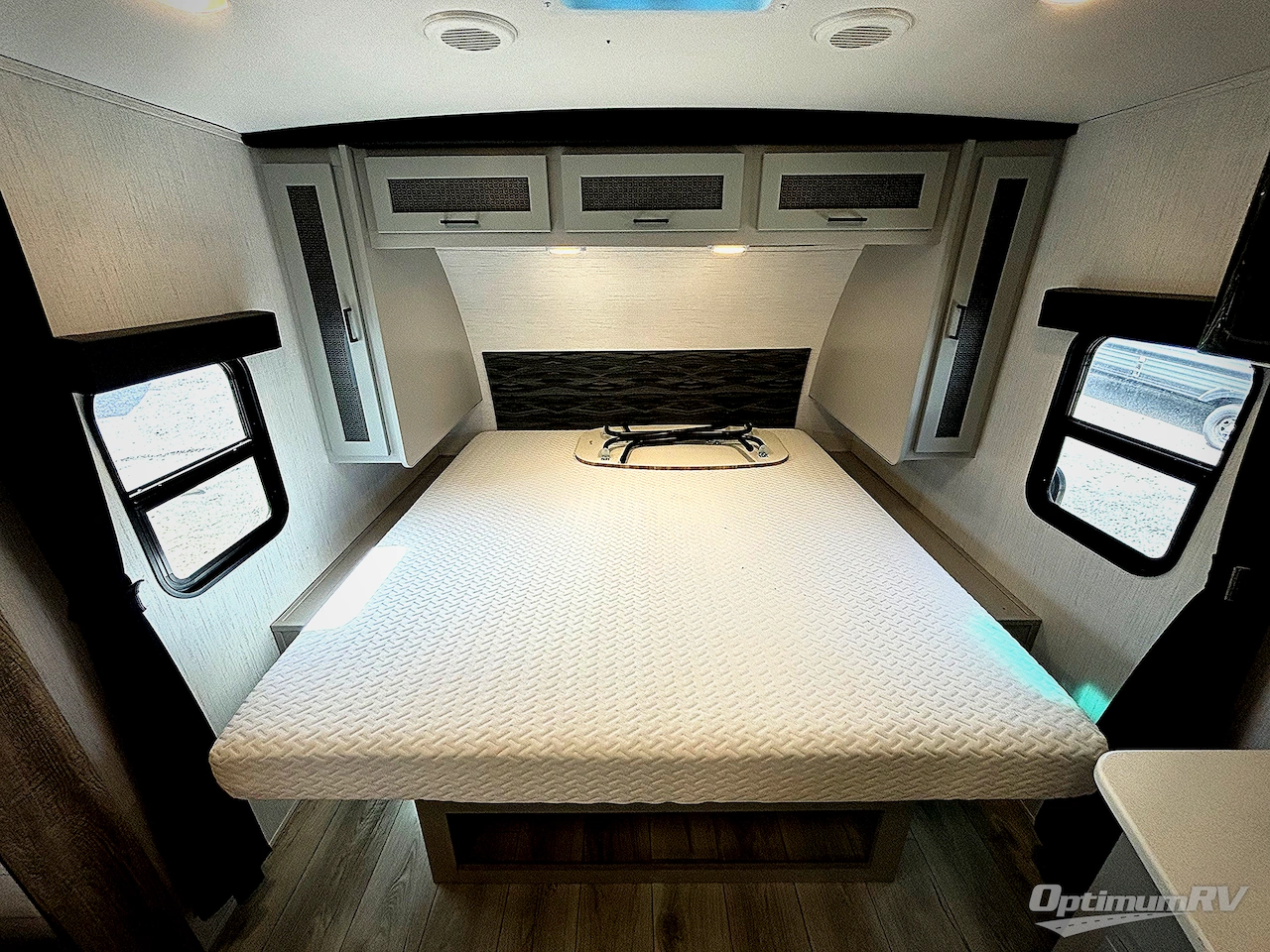 2024 Heartland North Trail 21RBSS Photo 9