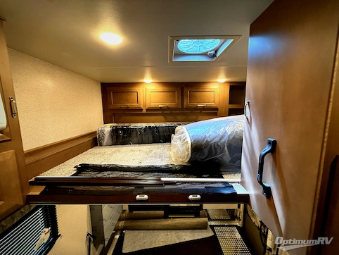2023 Thor Outlaw 38KB RV Photo 4
