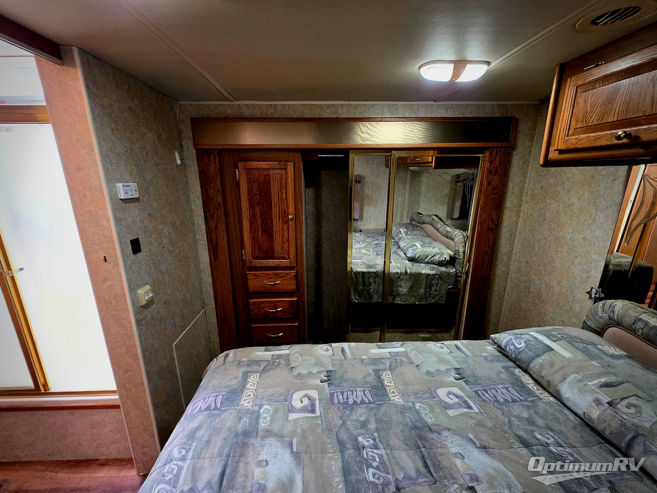 2005 Tiffin Allegro 31DA Photo 17
