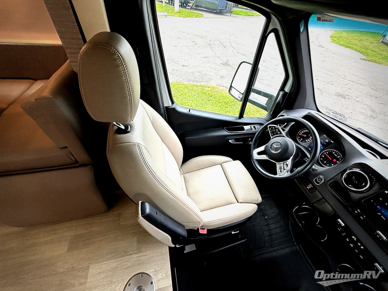2022 Winnebago View 24D Photo 7