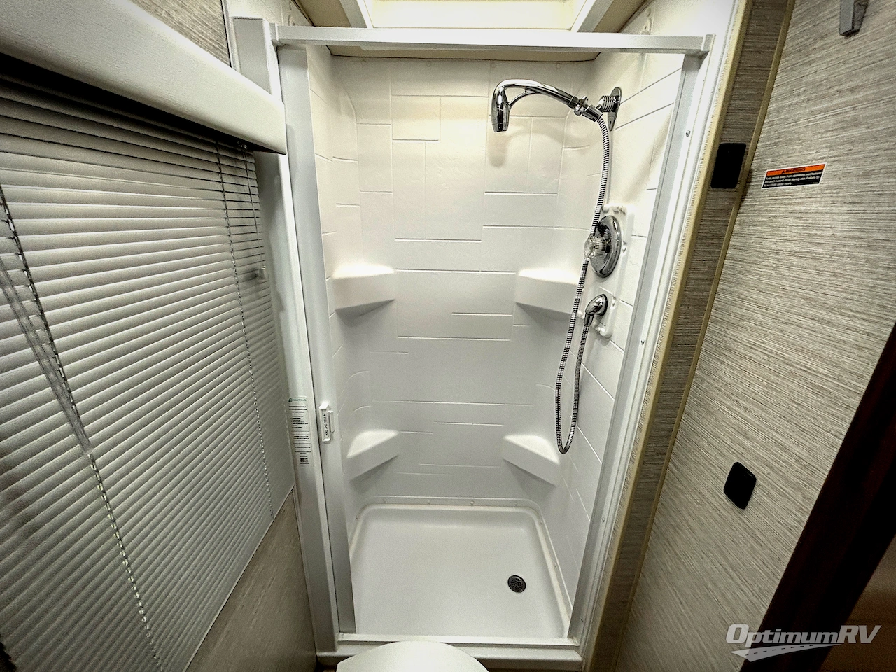 2022 Winnebago View 24D Photo 18
