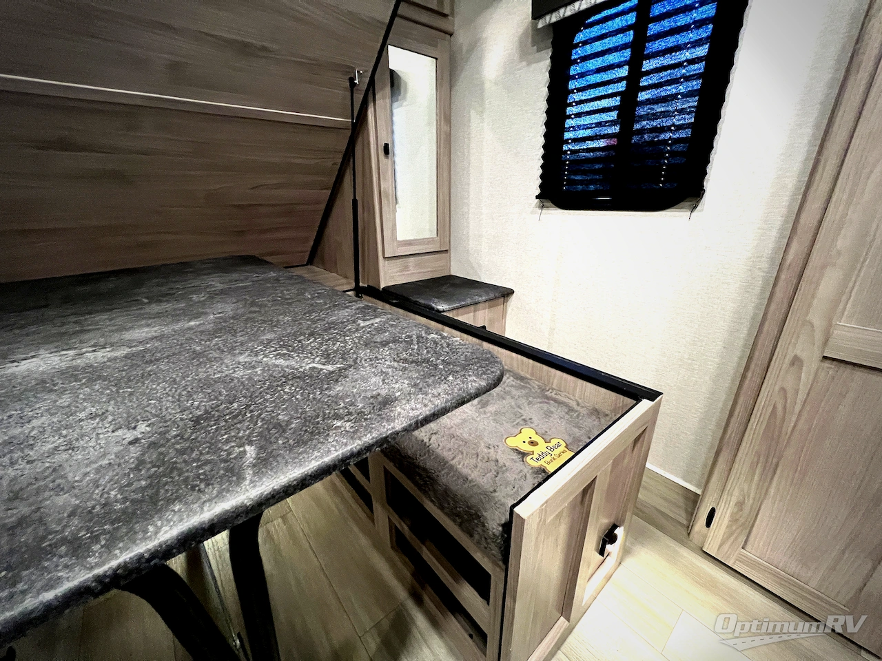 2024 Coachmen Northern Spirit Ultra Lite 1943RB Photo 19