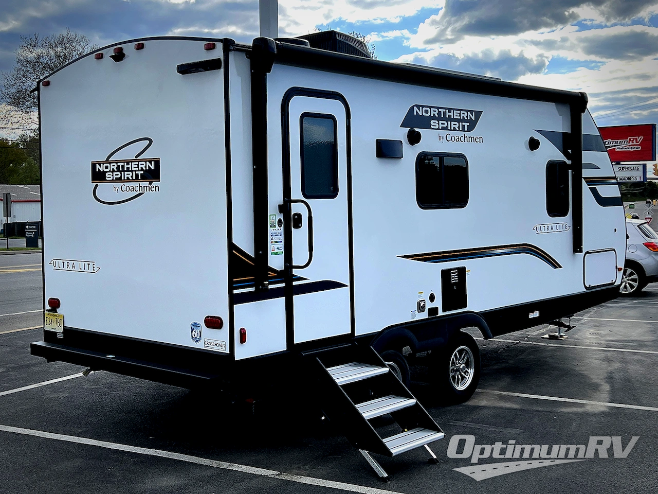 2024 Coachmen Northern Spirit Ultra Lite 1943RB Photo 2