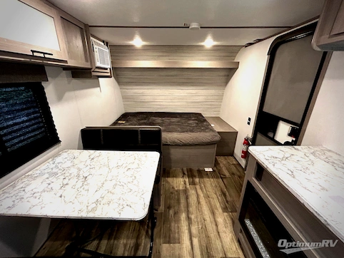 2024 Dutchmen Coleman 17B RV Photo 2