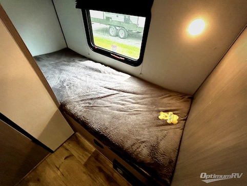 2024 Dutchmen Coleman 17B RV Photo 4