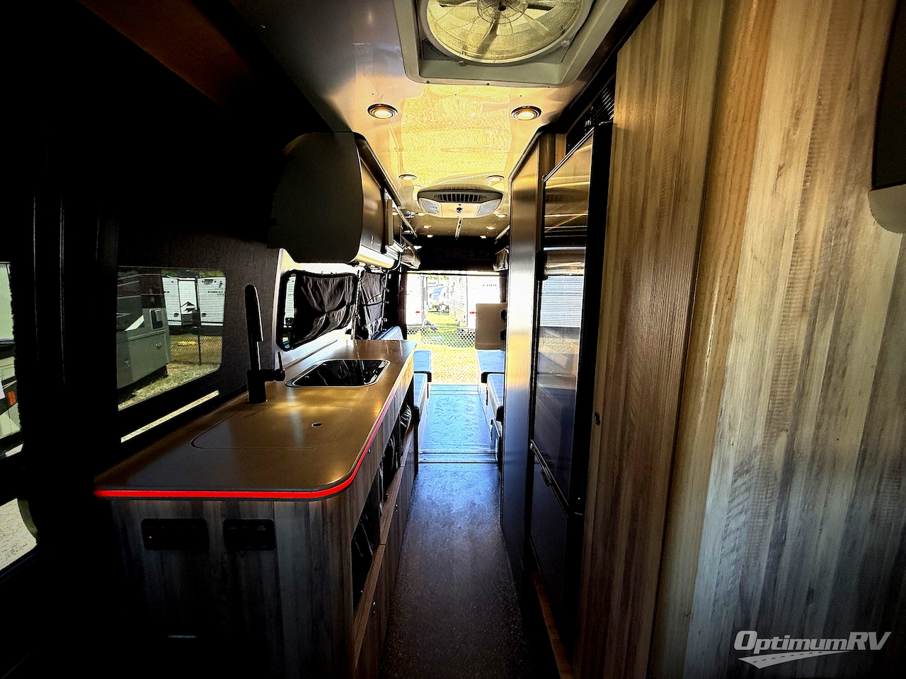 2022 Airstream Interstate 24X Std. Model Photo 7