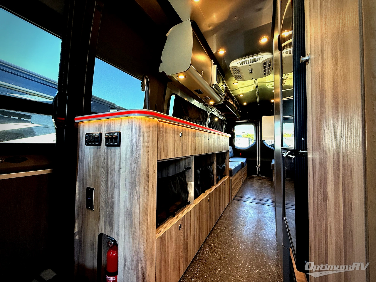 2022 Airstream Interstate 24X Std. Model Photo 15