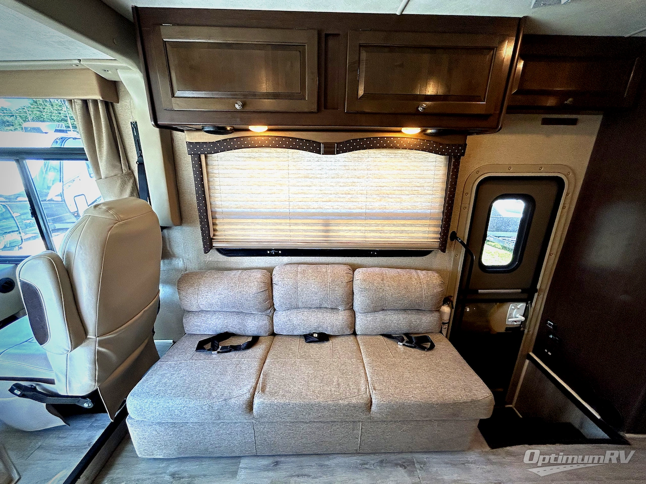 2018 Thor Windsport 34J Photo 9