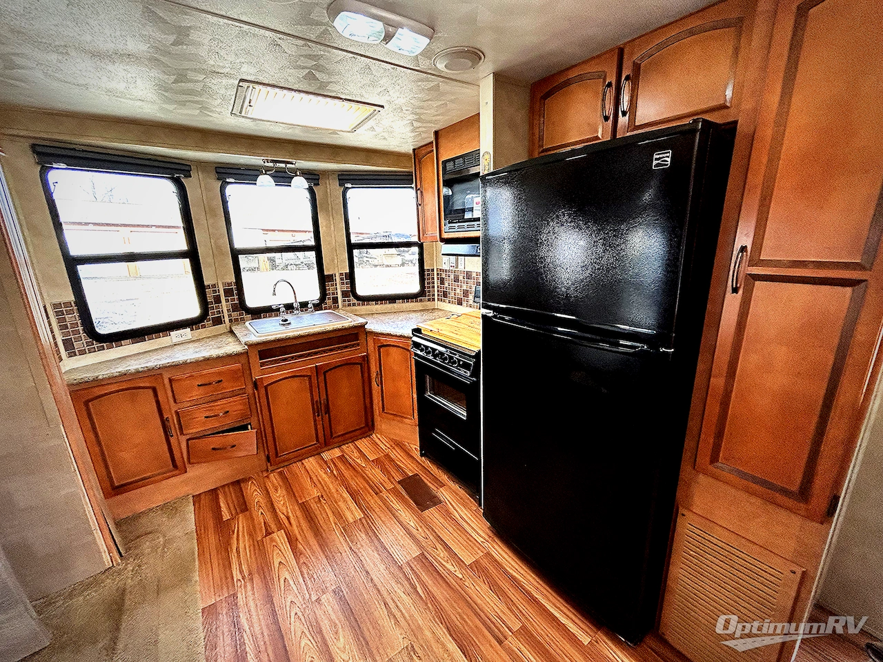 2012 Palomino Puma 32FKSL Photo 9